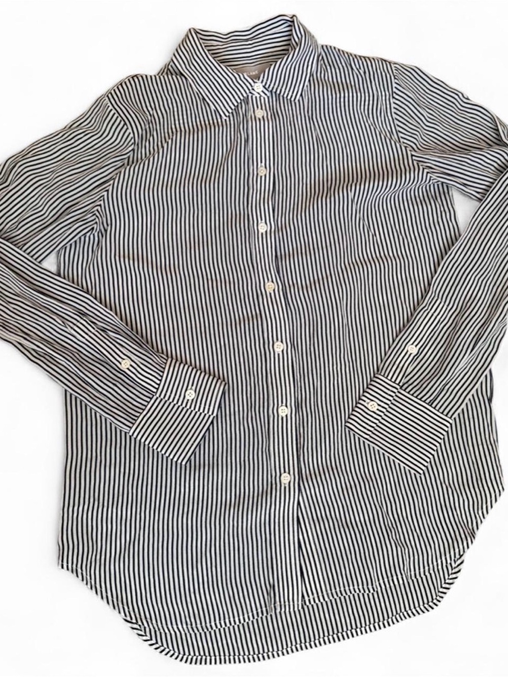 Everlane Black and White Vertical Stripe Button-Up Shirt 100% silk